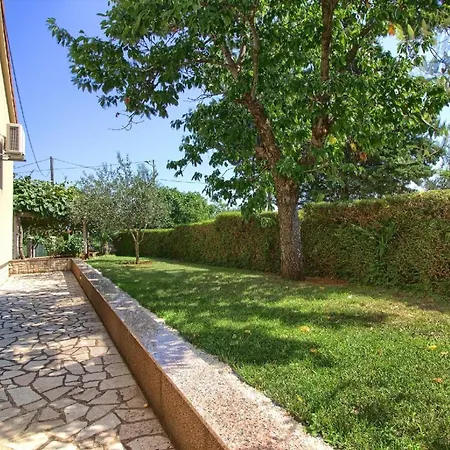 Ferienhaus Mit Privatpool Fuer 8 Personen Ca 100 Qm In Pavicini, Istrien Suedkueste Von Istrien Pavicini